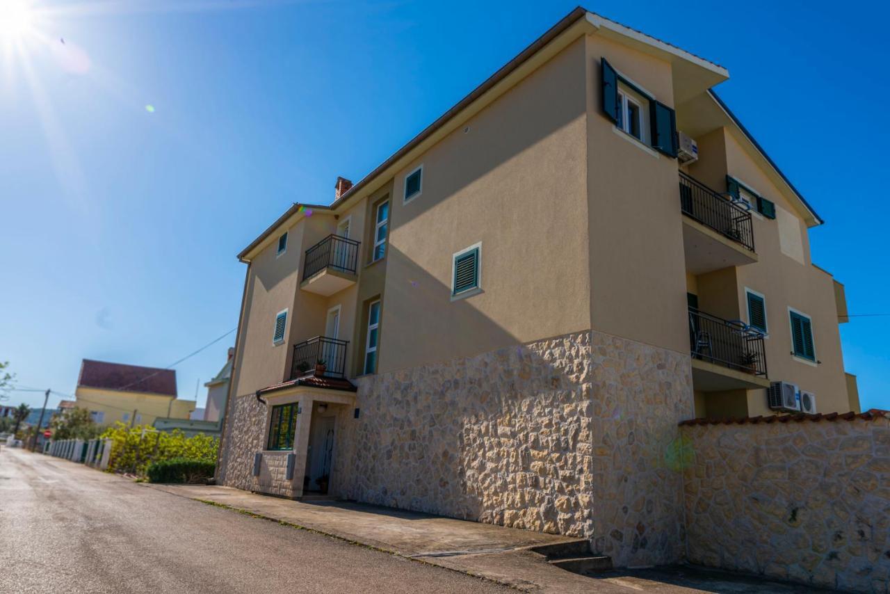 Charming Tale Apartments Modun19 Pirovac Zewnętrze zdjęcie
