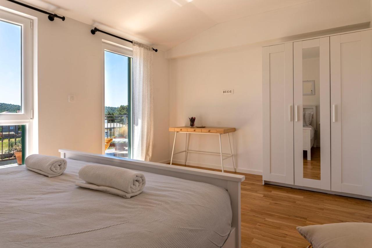 Charming Tale Apartments Modun19 Pirovac Zewnętrze zdjęcie