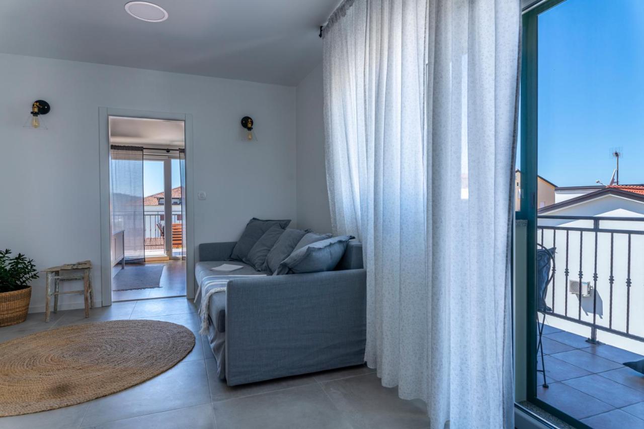 Charming Tale Apartments Modun19 Pirovac Zewnętrze zdjęcie