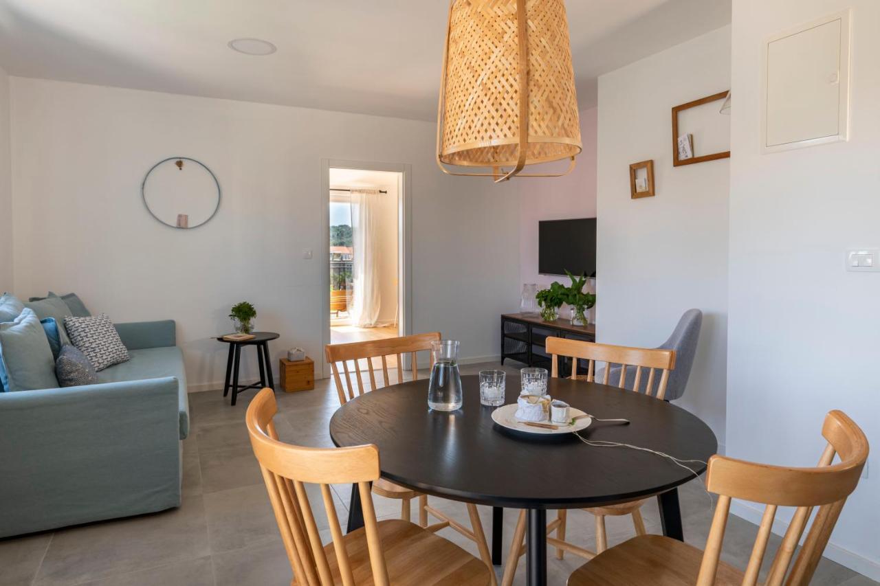 Charming Tale Apartments Modun19 Pirovac Zewnętrze zdjęcie